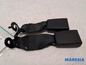 Usados Lengüeta de cinturón de seguridad izquierda detrás Citroen DS3 (SA) 1.6 16V VTS THP 155 Precio € 14,95 Norma de margen ofrecido por Maresia Parts