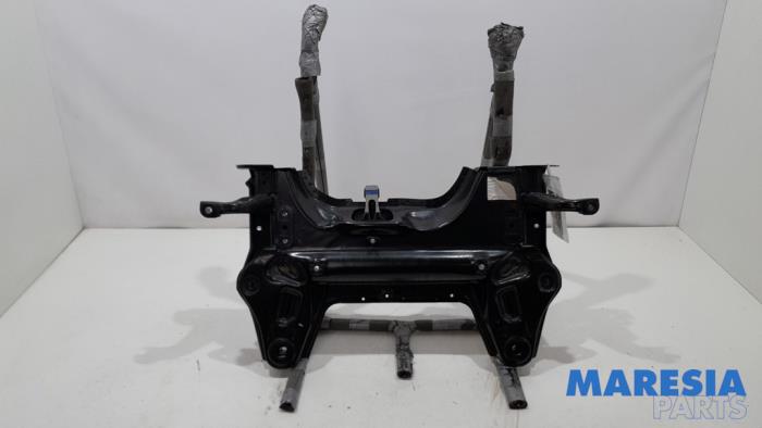 Begagnade Underram Opel Corsa F (UB/UH/UP) 1.2 12V 75 Pris € 242,00 Inklusive moms erbjuds av Maresia Parts