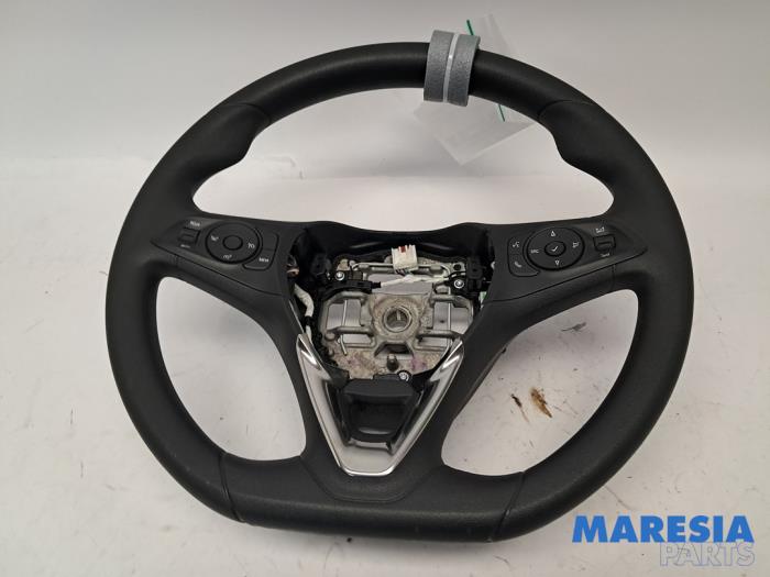 Begagnade Ratt Opel Corsa F (UB/UH/UP) 1.2 12V 75 Pris € 149,44 Inklusive moms erbjuds av Maresia Parts