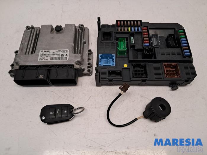 Used Engine management computer Citroen C4 Cactus (0B/0P) 1.6 Blue Hdi 100 Price € 239,99 Margin scheme offered by Maresia Parts