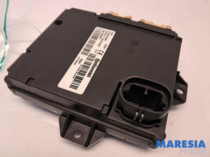 Usagé Ordinateur divers Renault Master III (EV/HV/UV/VA/VB/VD/VF/VG/VJ) 2.3 dCi 145 16V FWD Prix € 158,81 Prix TTC proposé par Maresia Parts