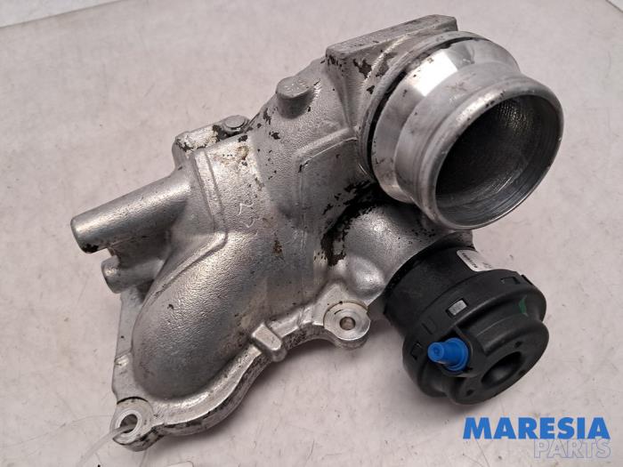 Begagnade Övertrycksventil, turbo Renault Master III (EV/HV/UV/VA/VB/VD/VF/VG/VJ) 2.3 dCi 145 16V FWD Pris € 121,00 Inklusive moms erbjuds av Maresia Parts