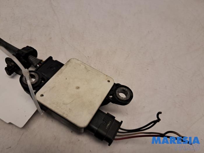 Sonde lambda d'un Renault Master III (EV/HV/UV/VA/VB/VD/VF/VG/VJ) 2.3 dCi 145 16V FWD 2020