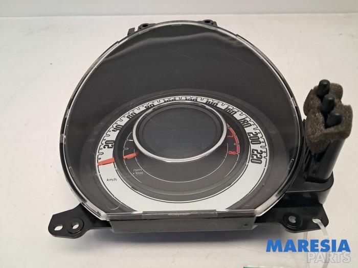 Begagnade Instrumentpanel Fiat 500 (312) 1.2 Pris € 249,00 Marginaltabell erbjuds av Maresia Parts