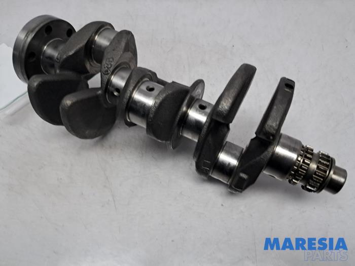 Używane Wal korbowy Renault Clio IV Estate/Grandtour (7R) 0.9 Energy TCE 90 12V Cena € 49,95 Procedura marży oferowane przez Maresia Parts