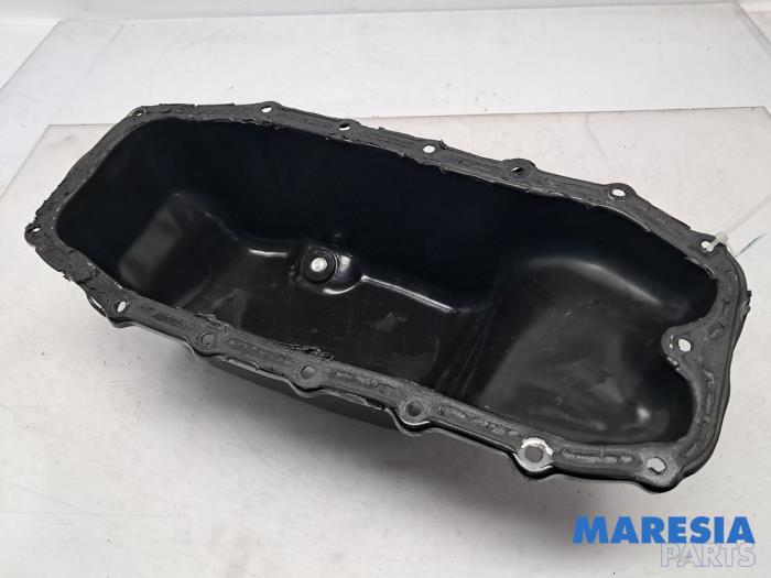 Usagé Couvercle carter Fiat Doblo Cargo (263) 1.3 MJ 16V DPF Euro 5 Prix € 30,25 Prix TTC proposé par Maresia Parts