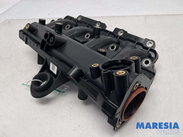 Begagnade Insugsrör Fiat Doblo Cargo (263) 1.3 MJ 16V DPF Euro 5 Pris € 48,40 Inklusive moms erbjuds av Maresia Parts