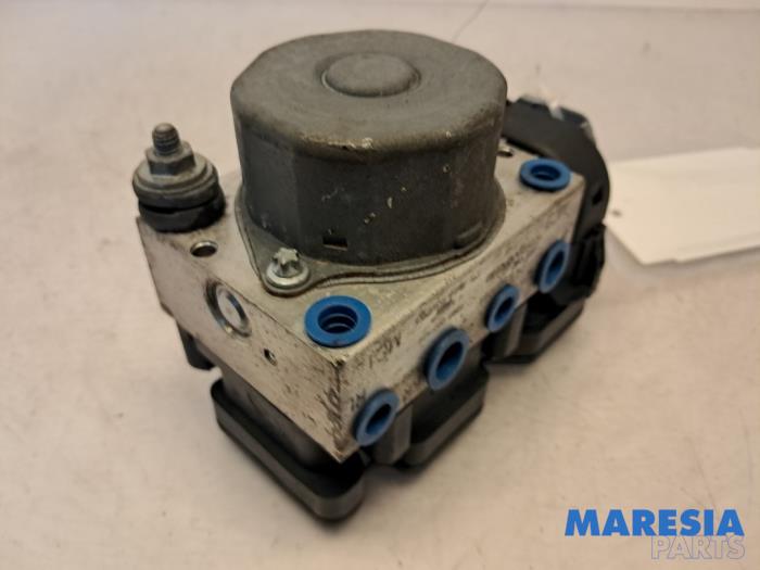 Begagnade ABS-pump Fiat Panda (312) 0.9 TwinAir 65 Pris € 99,99 Marginaltabell erbjuds av Maresia Parts