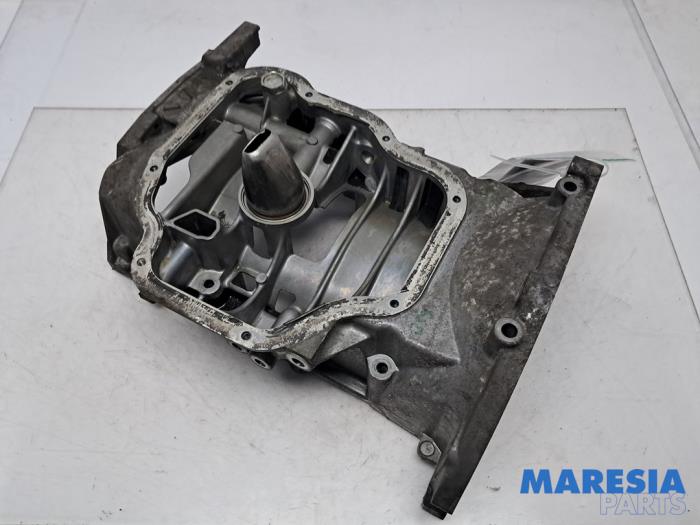 Gebrauchte Ölwanne Renault Megane III Grandtour (KZ) 1.4 16V TCe 130 Preis € 110,00 Margenregelung angeboten von Maresia Parts