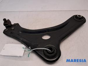 Begagnade Främre undre gaffelben, höger Peugeot 208 I (CA/CC/CK/CL) 1.2 Vti 12V PureTech 82 Pris € 25,00 Marginaltabell erbjuds av Maresia Parts