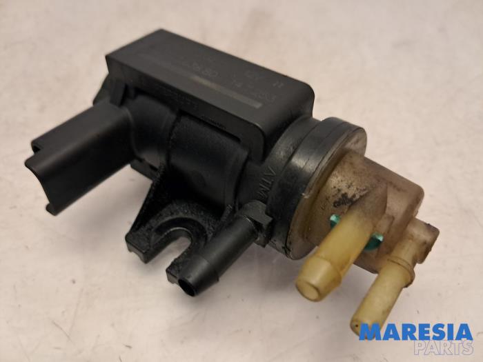 Usagé Régulateur pression turbo Peugeot 308 (L3/L8/LB/LH/LP) 1.6 BlueHDi 120 Prix € 40,00 Règlement à la marge proposé par Maresia Parts