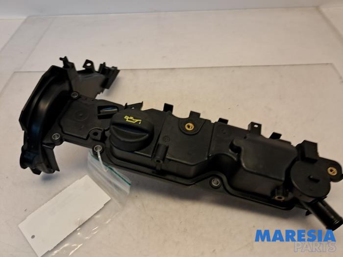 Gebrauchte Ventildeckel Peugeot 308 (L3/L8/LB/LH/LP) 1.6 BlueHDi 120 Preis € 24,95 Margenregelung angeboten von Maresia Parts