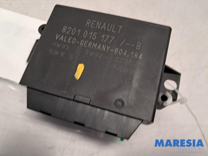 Begagnade PDC-modul Renault Master III (MA/MB/MC/MD/MH/MF/MG/MH) 2.3 dCi 135 16V FWD Pris € 78,65 Inklusive moms erbjuds av Maresia Parts