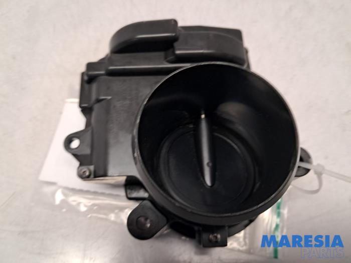 Usagé Boitier papillon Peugeot 3008 I (0U/HU) 1.6 16V THP 155 Prix € 199,99 Règlement à la marge proposé par Maresia Parts