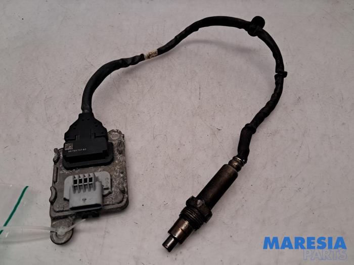 Used Nox sensor Peugeot 308 SW (L4/L9/LC/LJ/LR) 1.6 BlueHDi 120 Price € 124,99 Margin scheme offered by Maresia Parts