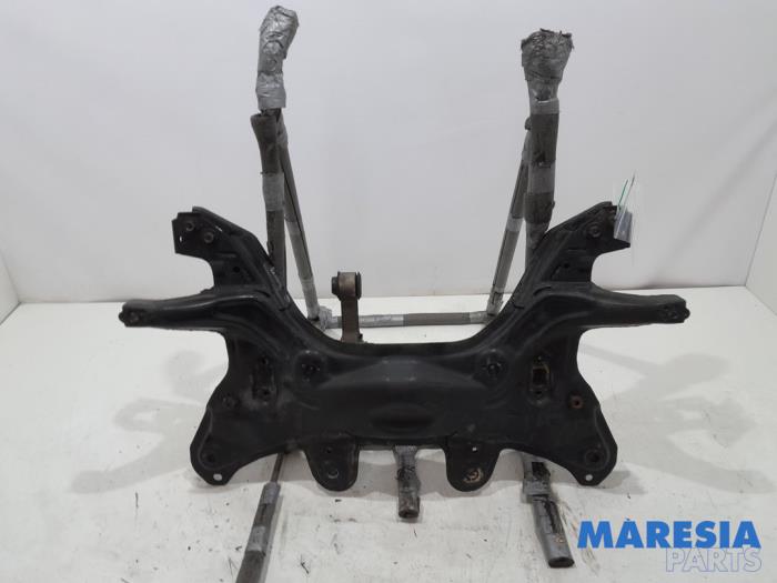 Usagé Faux châssis Fiat 500 (312) 1.4 16V Prix € 84,69 Prix TTC proposé par Maresia Parts