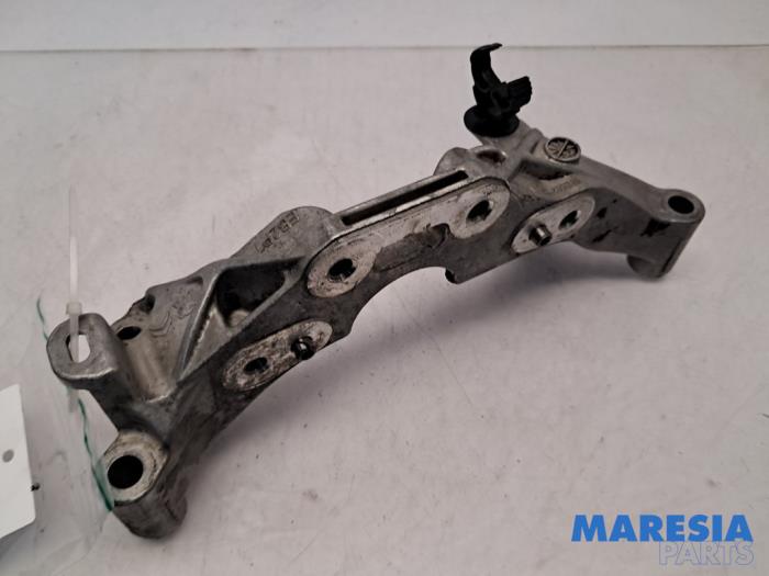 Used Engine mount Citroen C4 Cactus (0B/0P) 1.2 PureTech 110 12V Price € 19,95 Margin scheme offered by Maresia Parts