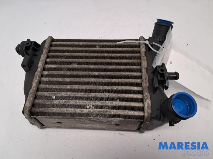 Usados Intercooler Fiat 500C/595C/695C 1.4 T-Jet 16V Precio € 99,50 Norma de margen ofrecido por Maresia Parts