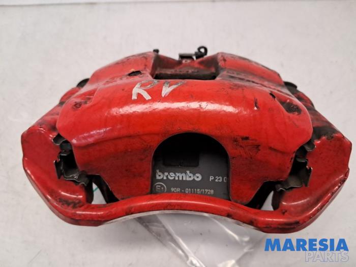 Gebrauchte Bremszange rechts vorne Fiat 500C/595C/695C 1.4 T-Jet 16V Preis € 100,00 Margenregelung angeboten von Maresia Parts
