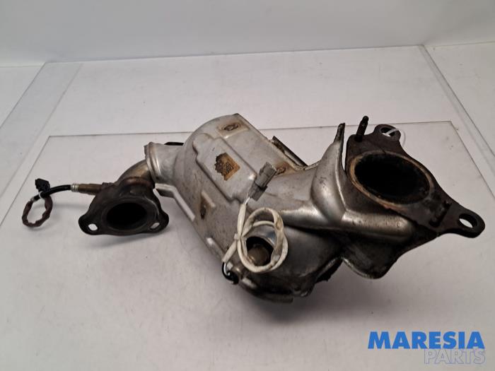 Gebrauchte Katalysator Renault Captur I (2R) 1.2 TCE 16V EDC Preis € 149,95 Margenregelung angeboten von Maresia Parts