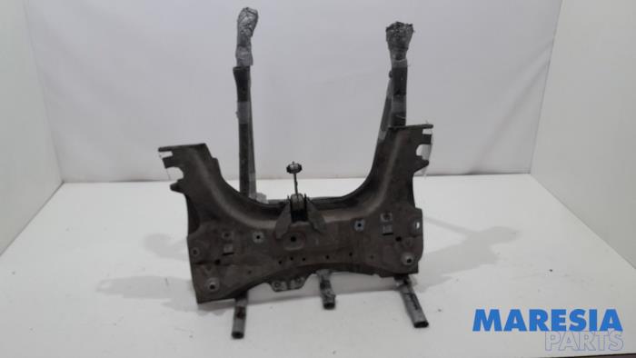 Begagnade Underram Renault Clio IV (5R) 0.9 Energy TCE 90 12V Pris € 50,00 Marginaltabell erbjuds av Maresia Parts