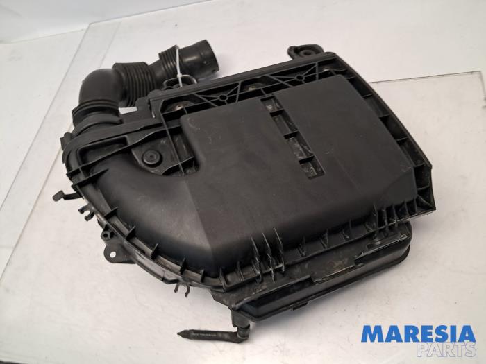 Begagnade Luftfilterhus Peugeot 208 I (CA/CC/CK/CL) 1.4 HDi Pris € 25,00 Marginaltabell erbjuds av Maresia Parts