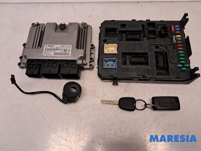 Used Engine management computer Citroen C5 III Tourer (RW) 1.6 16V THP 155 Price € 350,00 Margin scheme offered by Maresia Parts
