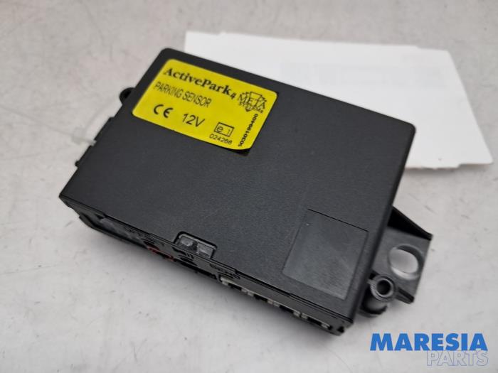 Begagnade PDC-modul Citroen C4 Berline (NC) 1.6 16V VTi Pris € 75,00 Marginaltabell erbjuds av Maresia Parts