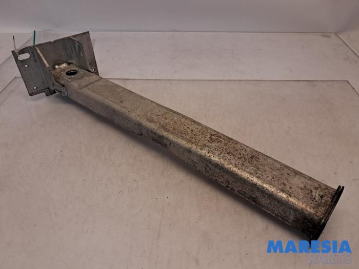 Begagnade Framdelsstöd Citroen C4 Berline (NC) 1.6 16V VTi Pris € 25,00 Marginaltabell erbjuds av Maresia Parts