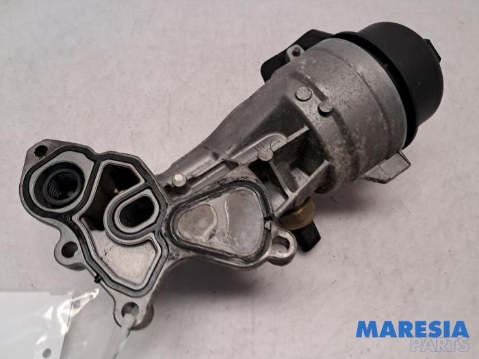 Gebrauchte Ölfilterhalter Citroen C4 Berline (NC) 1.6 16V VTi Preis € 54,99 Margenregelung angeboten von Maresia Parts