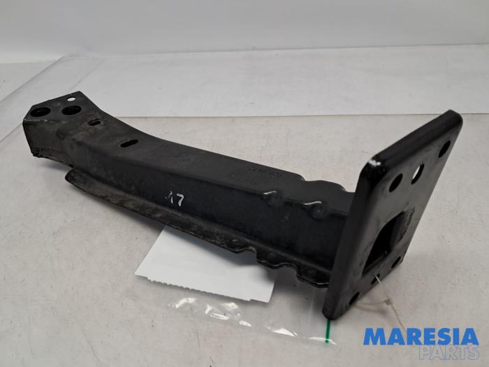 Begagnade Framdelsstöd Fiat 500 (312) 1.2 Pris € 25,00 Marginaltabell erbjuds av Maresia Parts