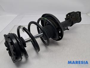 Gebrauchte Stoßdämpferstrebe rechts vorne Renault Scénic III (JZ) 1.6 Energy dCi 130 Preis € 35,00 Margenregelung angeboten von Maresia Parts