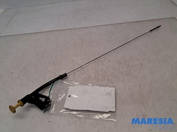 Gebrauchte Ölmessstab Citroen C4 Grand Picasso (3A) 1.6 16V THP 155 Preis € 25,00 Margenregelung angeboten von Maresia Parts