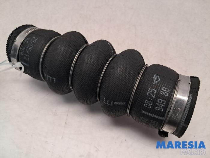 Gebrauchte Intercooler Schlauch Peugeot Partner (GC/GF/GG/GJ/GK) 1.6 HDI 90 Preis € 19,99 Mit Mehrwertsteuer angeboten von Maresia Parts