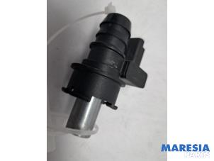 Usados Ventilación de cárter Peugeot Partner (GC/GF/GG/GJ/GK) 1.6 HDI 90 Precio € 24,19 IVA incluido ofrecido por Maresia Parts
