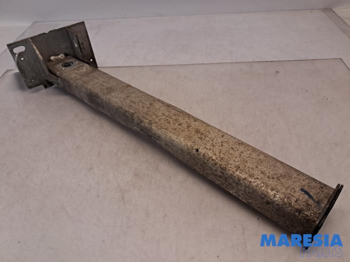 Begagnade Framdelsstöd Peugeot 3008 I (0U/HU) 1.6 VTI 16V Pris € 25,00 Marginaltabell erbjuds av Maresia Parts