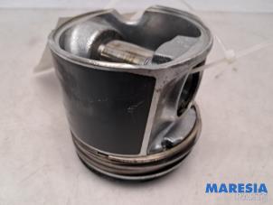 Begagnade Kolv Fiat Ducato (250) 2.3 D 150 Multijet Pris € 108,89 Inklusive moms erbjuds av Maresia Parts