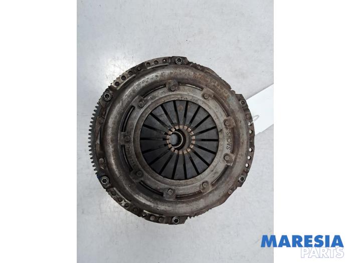 Gebrauchte Schwungrad Citroen C4 Berline (NC) 1.4 16V VTi Preis € 75,00 Margenregelung angeboten von Maresia Parts
