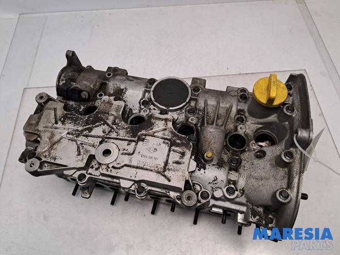 Usagé Culasse Renault Megane II CC (EM) 1.6 16V Prix € 299,99 Règlement à la marge proposé par Maresia Parts