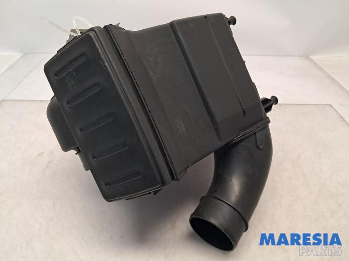 Gebrauchte Luftfiltergehäuse Renault Clio III Estate/Grandtour (KR) 1.2 16V TCE 100 Preis € 35,00 Margenregelung angeboten von Maresia Parts