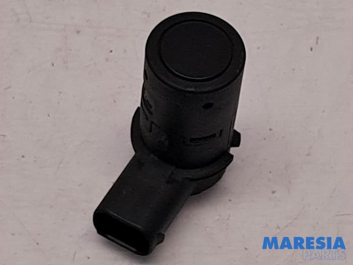Usados Sensor PDC Renault Clio III Estate/Grandtour (KR) 1.2 16V TCE 100 Precio € 25,00 Norma de margen ofrecido por Maresia Parts