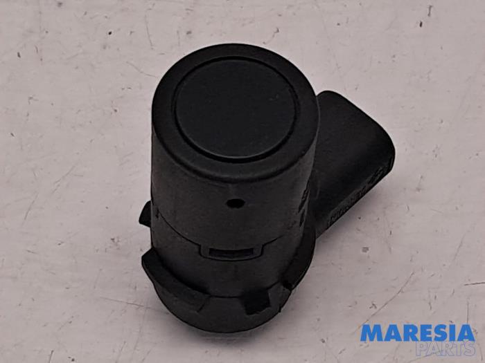 Usados Sensor PDC Renault Clio III Estate/Grandtour (KR) 1.2 16V TCE 100 Precio € 25,00 Norma de margen ofrecido por Maresia Parts