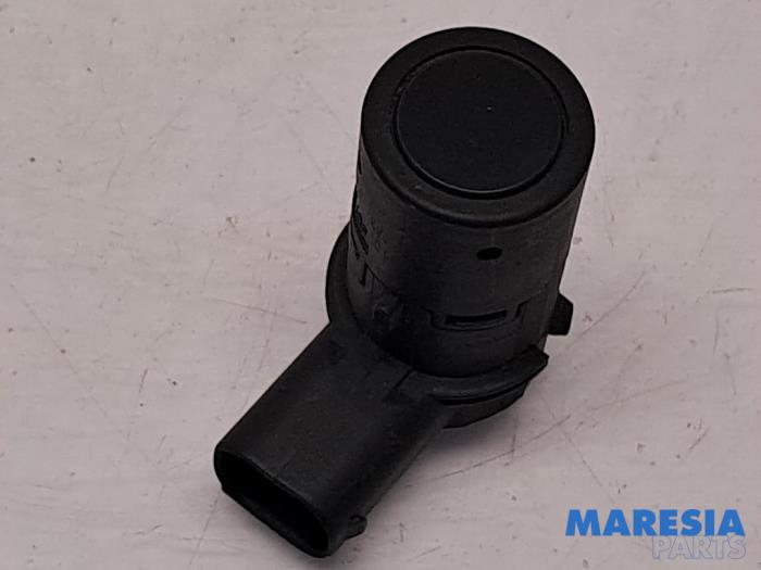 Usados Sensor PDC Renault Clio III Estate/Grandtour (KR) 1.2 16V TCE 100 Precio € 25,00 Norma de margen ofrecido por Maresia Parts