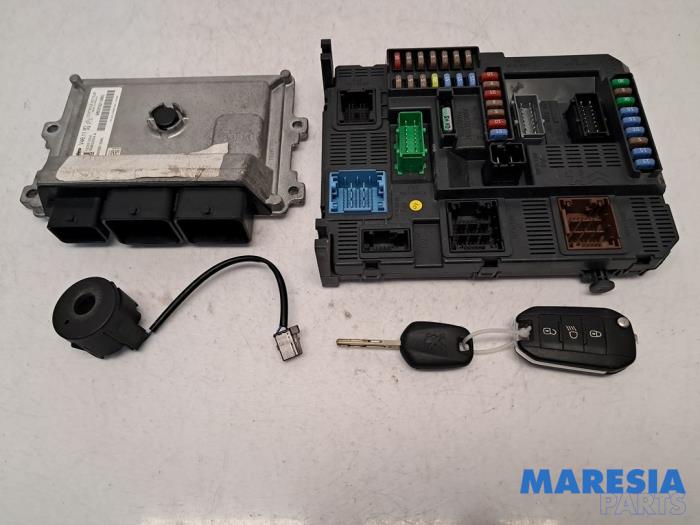Used Engine management computer Peugeot 208 I (CA/CC/CK/CL) 1.0 Vti 12V PureTech Price € 249,00 Margin scheme offered by Maresia Parts