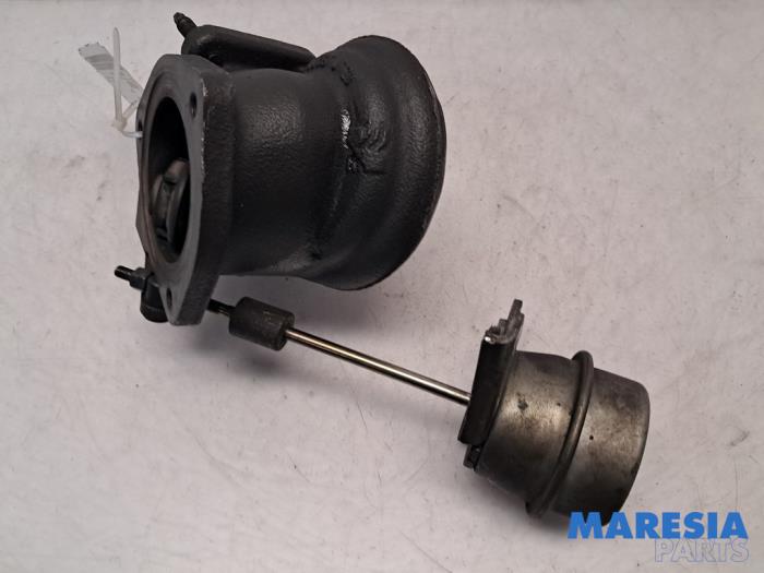 Gebrauchte Turbo Peugeot 5008 I (0A/0E) 1.6 THP 16V Preis € 150,00 Margenregelung angeboten von Maresia Parts