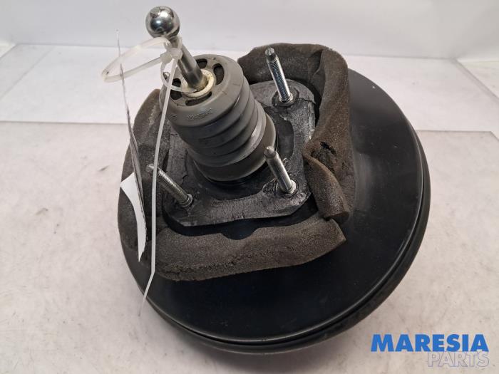Usados Servofreno Peugeot 208 I (CA/CC/CK/CL) 1.0 Vti 12V PureTech Precio € 50,00 Norma de margen ofrecido por Maresia Parts