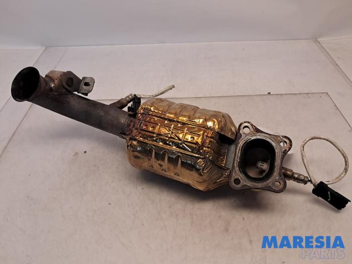 Usagé Catalyseur Peugeot 208 I (CA/CC/CK/CL) 1.0 Vti 12V PureTech Prix € 275,00 Règlement à la marge proposé par Maresia Parts