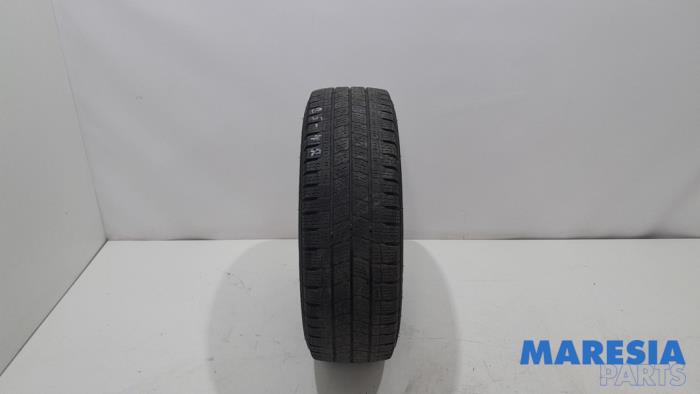Begagnade Vinterdäck Opel Vivaro 1.6 CDTi BiTurbo 145 Pris € 30,25 Inklusive moms erbjuds av Maresia Parts