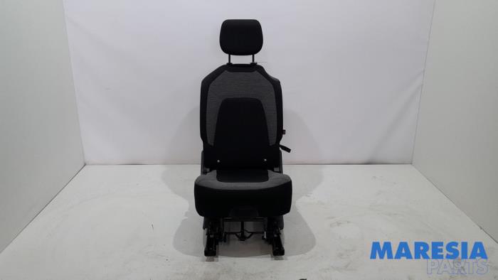 Gebrauchte Fotel tylny Citroen C4 Grand Picasso (3A) 1.2 12V PureTech 130 Preis € 119,00 Margenregelung angeboten von Maresia Parts