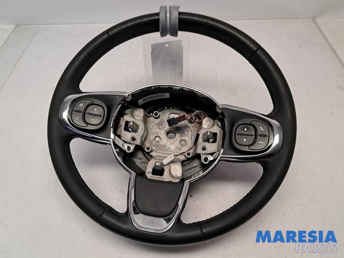 Używane Kierownica Fiat 500 (312) 0.9 TwinAir 80 Cena € 105,00 Procedura marży oferowane przez Maresia Parts